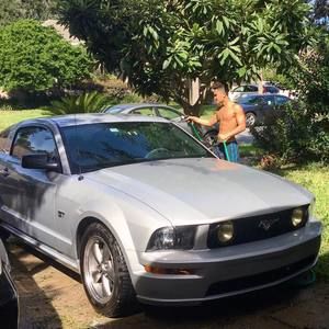 Meet your Posher, Robert